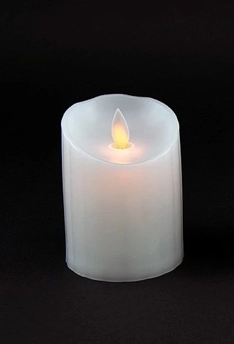 Dekoratívna LED sviečka s kmitajúcim plameňom 10cm