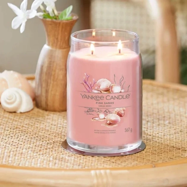 Yankee Signature Pink Sands vonná sviečka 567 g, doba horenia 65-80 hodín