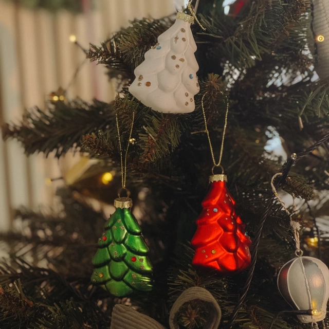 Dekorácia na zavesenie Stromček, 8,7 cm